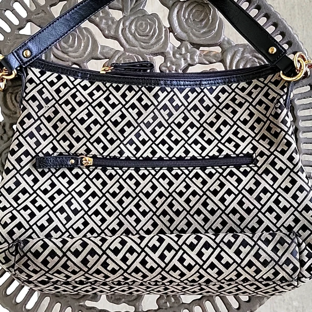 Vintage Tommy Hilfiger Shoulder Purse